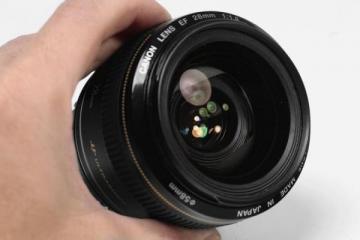 '佳能RF系列首款“饼干”镜头RF28mmF2.8STM发布，国行价219