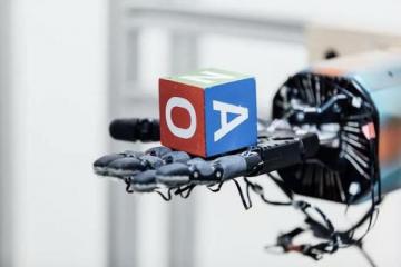 'OpenAI竞争对手人工智能创企Anthropic宣布获得4.5亿美元C